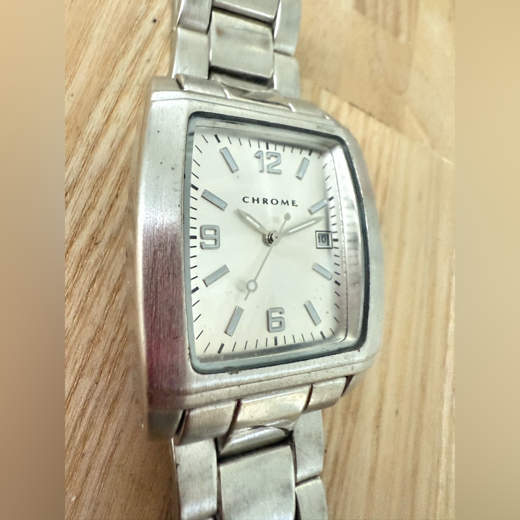 Chrome Men’s Silver Tone Watch New Battery — image 2 of 8